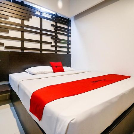 Reddoorz Plus Near Pasar Wisata Pekanbaru Zewnętrze zdjęcie