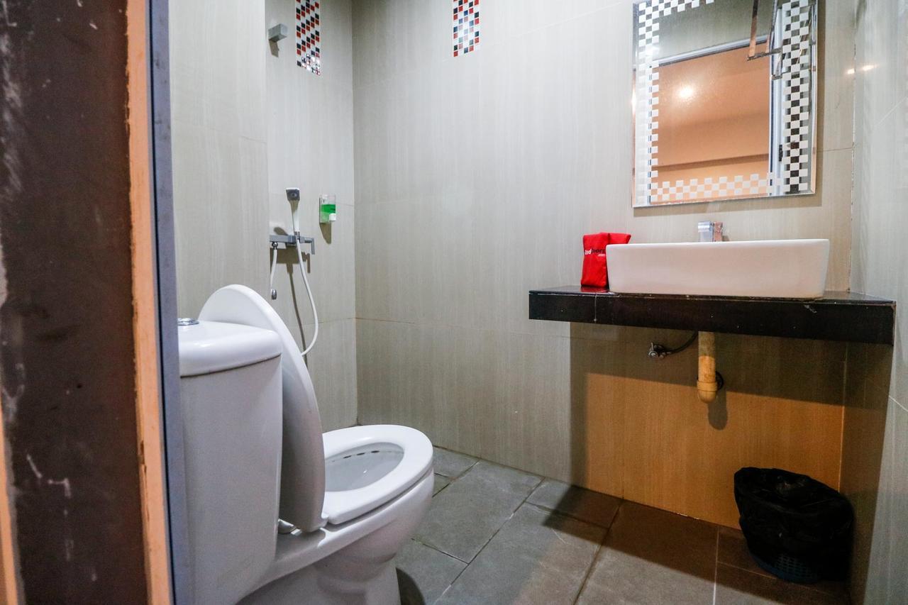 Reddoorz Plus Near Pasar Wisata Pekanbaru Zewnętrze zdjęcie