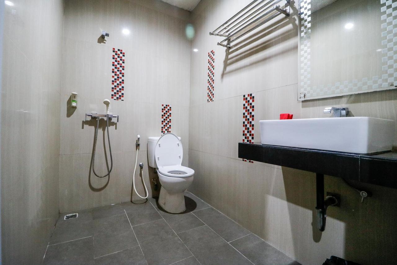 Reddoorz Plus Near Pasar Wisata Pekanbaru Zewnętrze zdjęcie